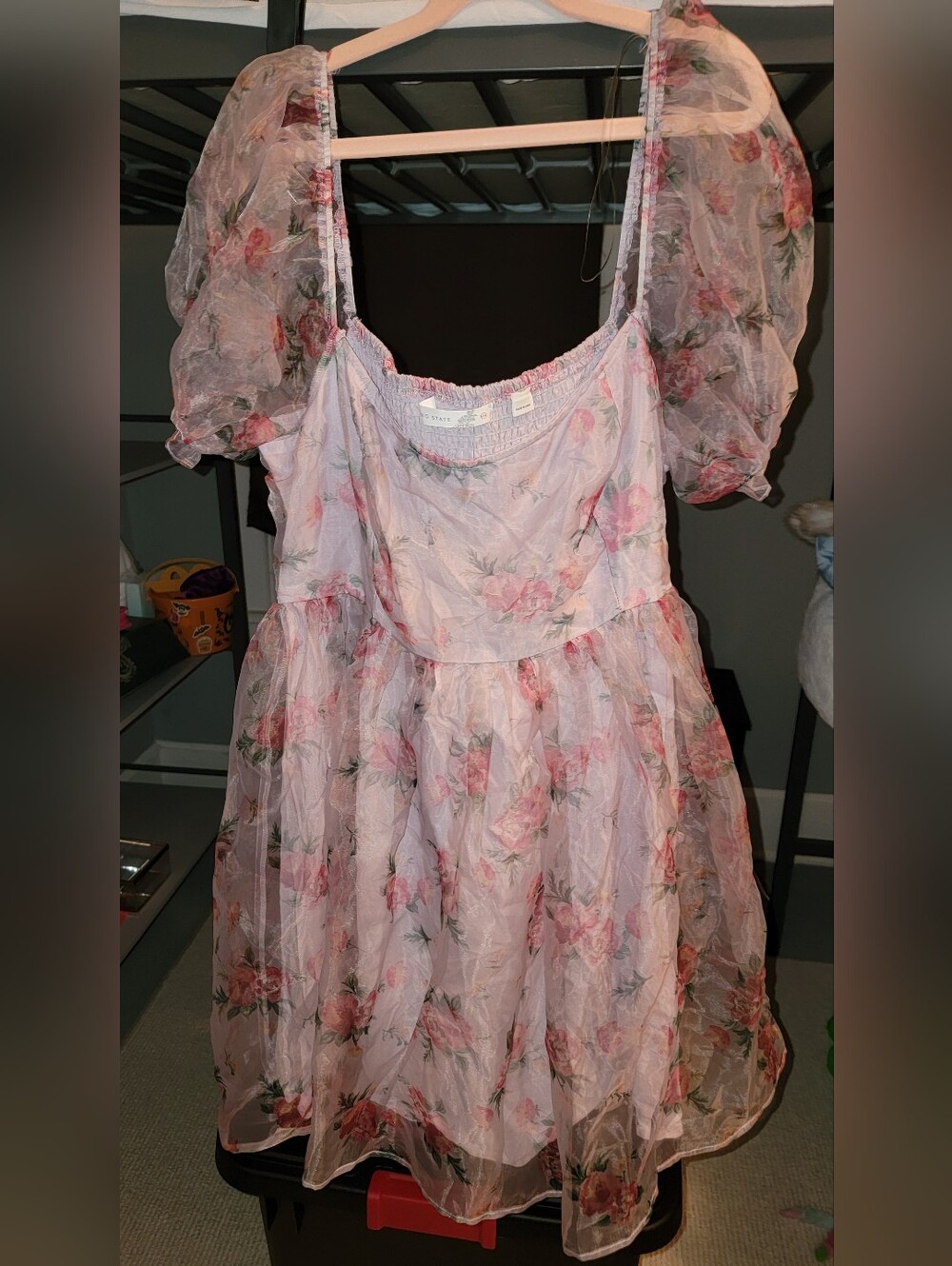 Soft Pink Floral Puff-Sleeve Womens Dress